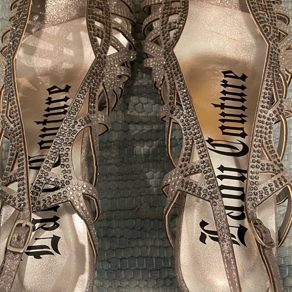 Lady Couture Beauty mid heel cut out sling back evening sandal. Silver. Size 40 - Picture 6 of 11